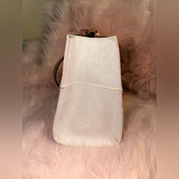 Calvin Klein Floral Tote - Cream and Pink - Picture 5 of 12